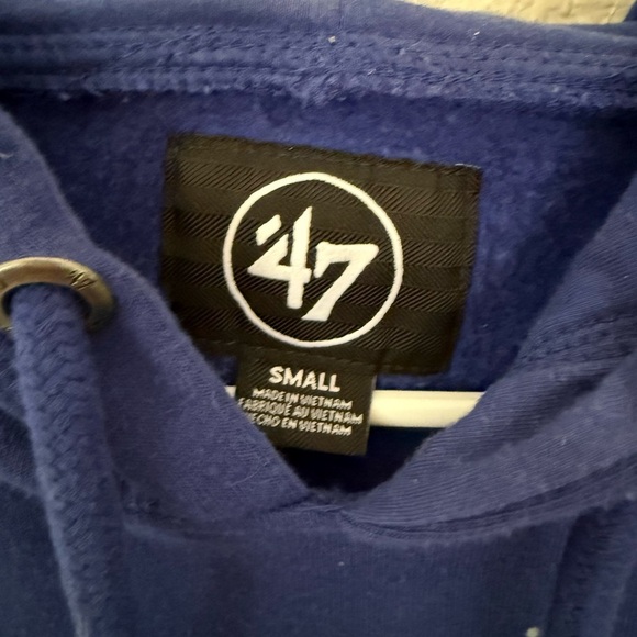 47 Brand Blue Dodgers Hoodie with LA Logo - Picture 3 of 3